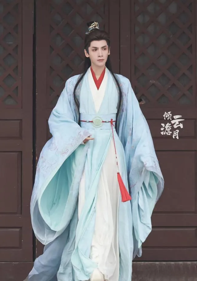 罗云熙