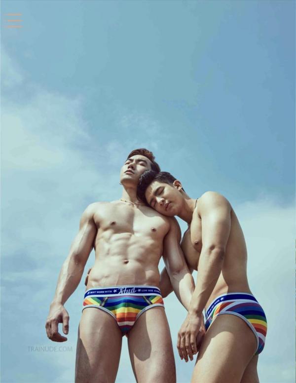AWESOME-MEN-8--Bromance-Gun-amp-Cartoon--Ebook--Video-