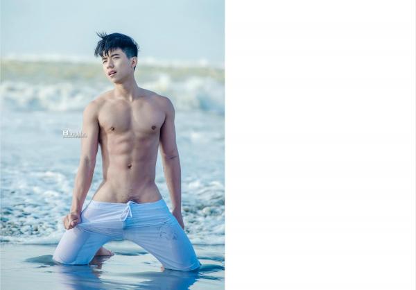 BlueManX---PhotoBook-01