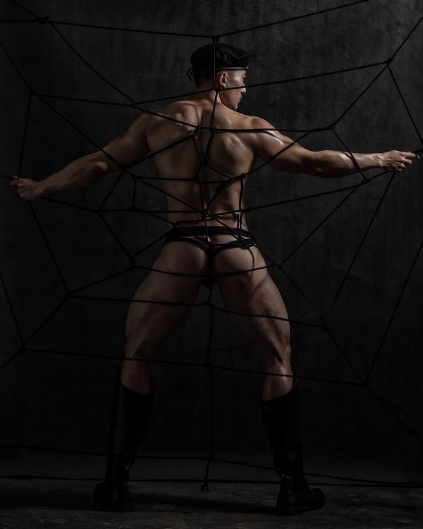 Body-Builder