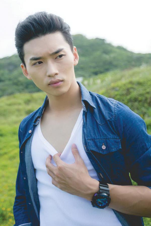 DNA-Blue-01-Andrew