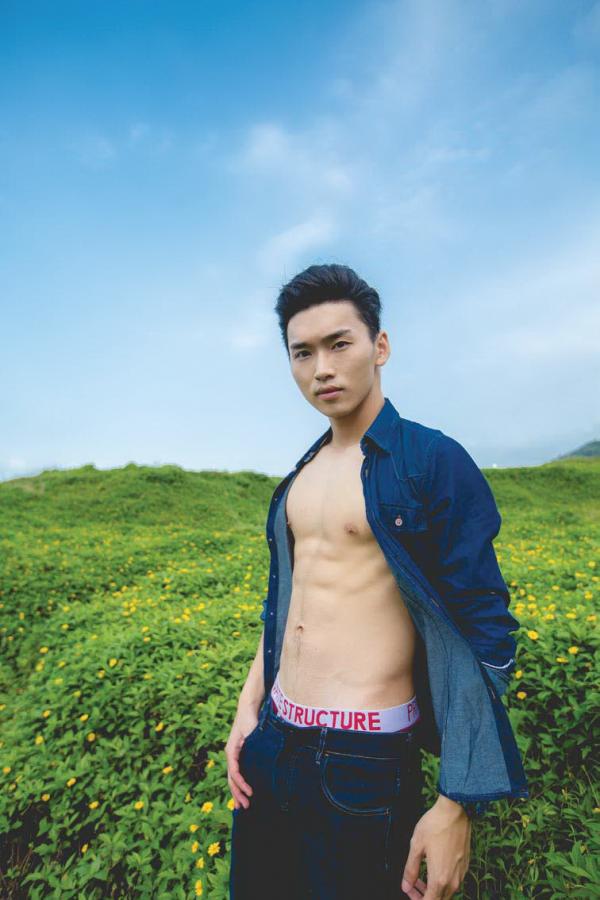 DNA-Blue-01-Andrew