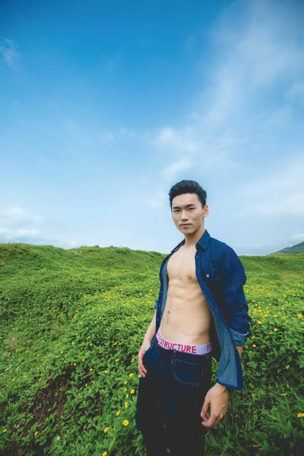 DNA-Blue-01-Andrew