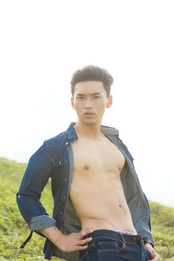 DNA-Blue-01-Andrew
