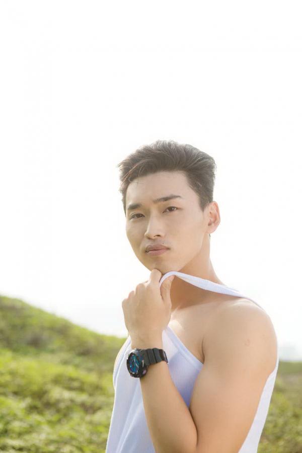 DNA-Blue-01-Andrew