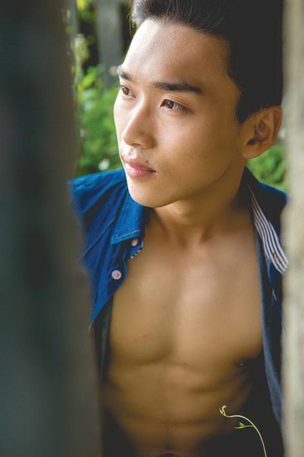 DNA-Blue-01-Andrew