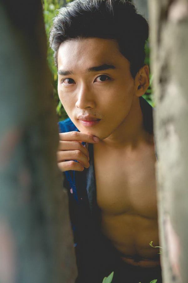 DNA-Blue-01-Andrew