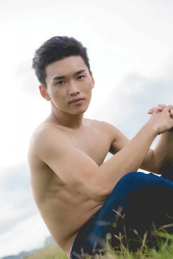DNA-Blue-01-Andrew