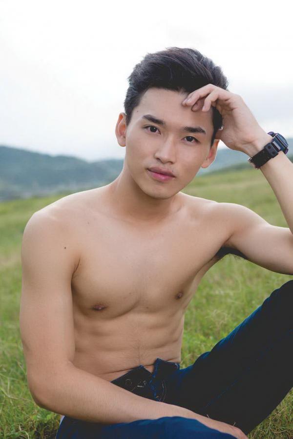 DNA-Blue-01-Andrew
