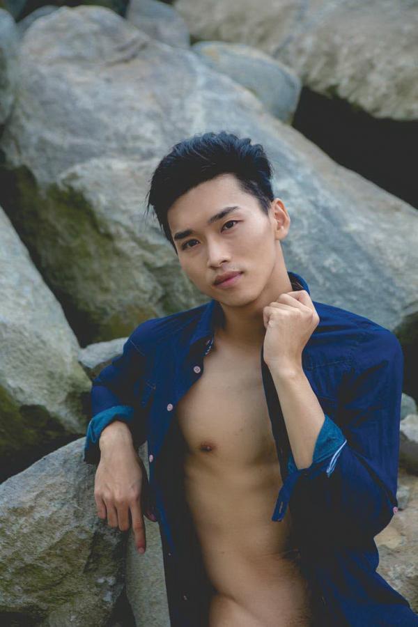 DNA-Blue-01-Andrew