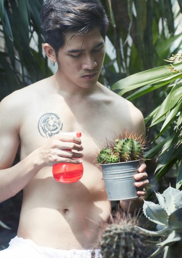 Folio-01--Phu-Thana
