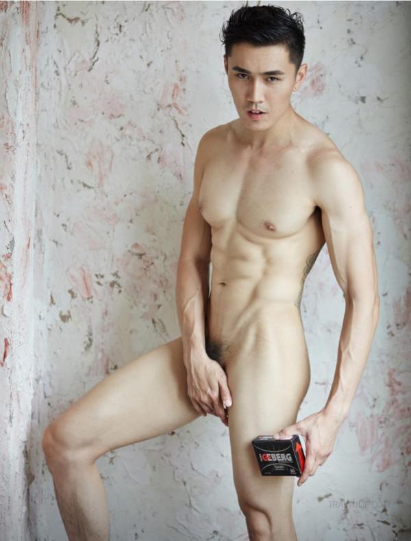 Freak-By-Iceberg-11