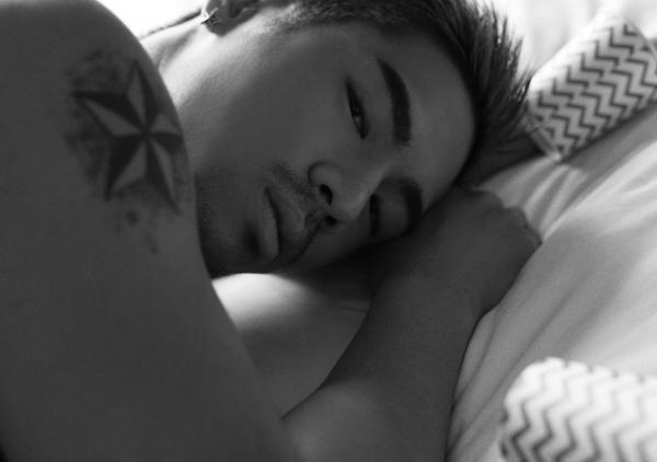 HOMME--Vol.-04