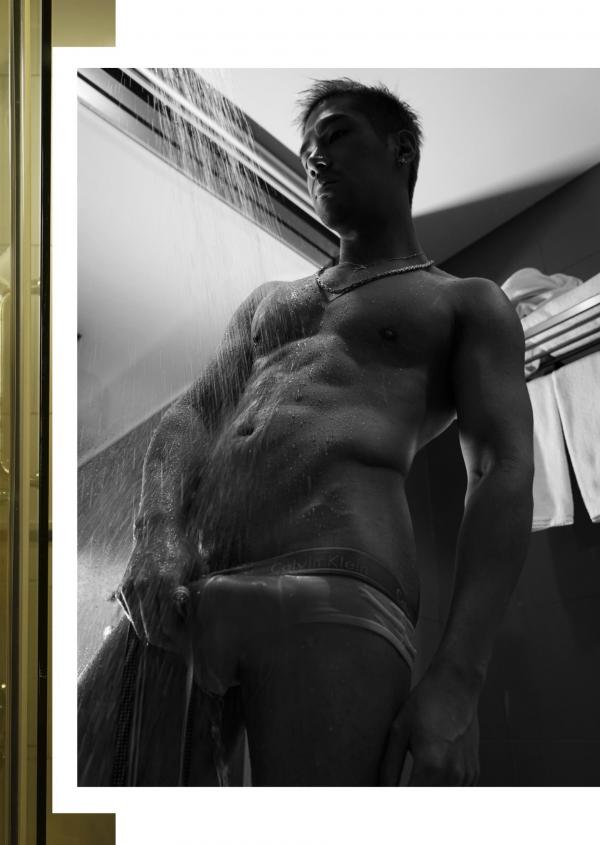 HOMME--Vol.-04