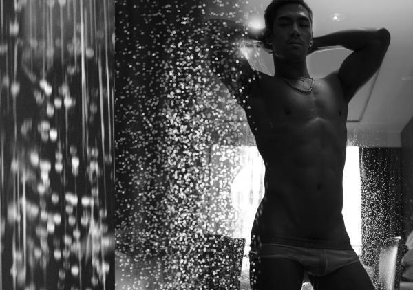 HOMME--Vol.-04