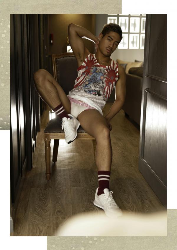 HOMME--Vol.-04