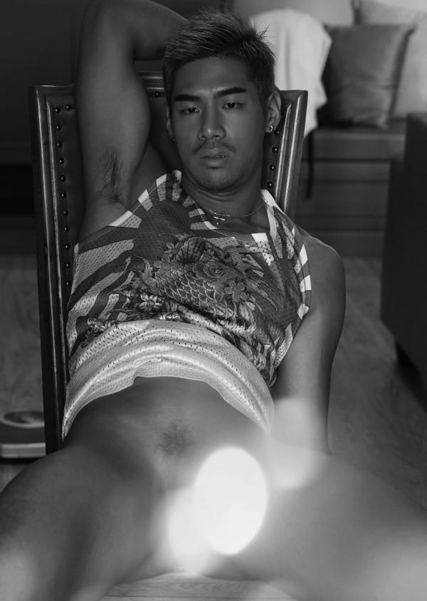 HOMME--Vol.-04