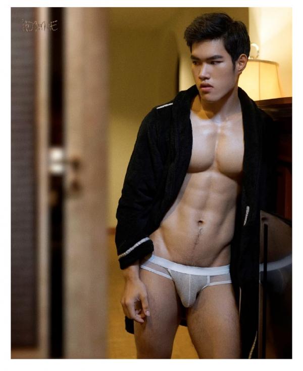 HOMME-07