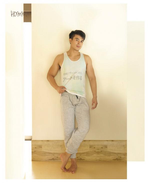 HOMME-08