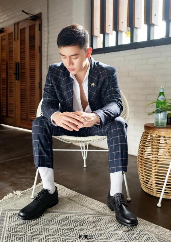 HUNGER-HOMME-No.11