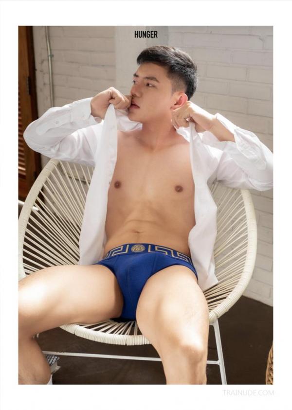 HUNGER-HOMME-No.11