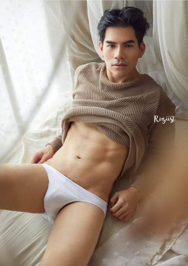 Riziist-Magazine-09--Bill