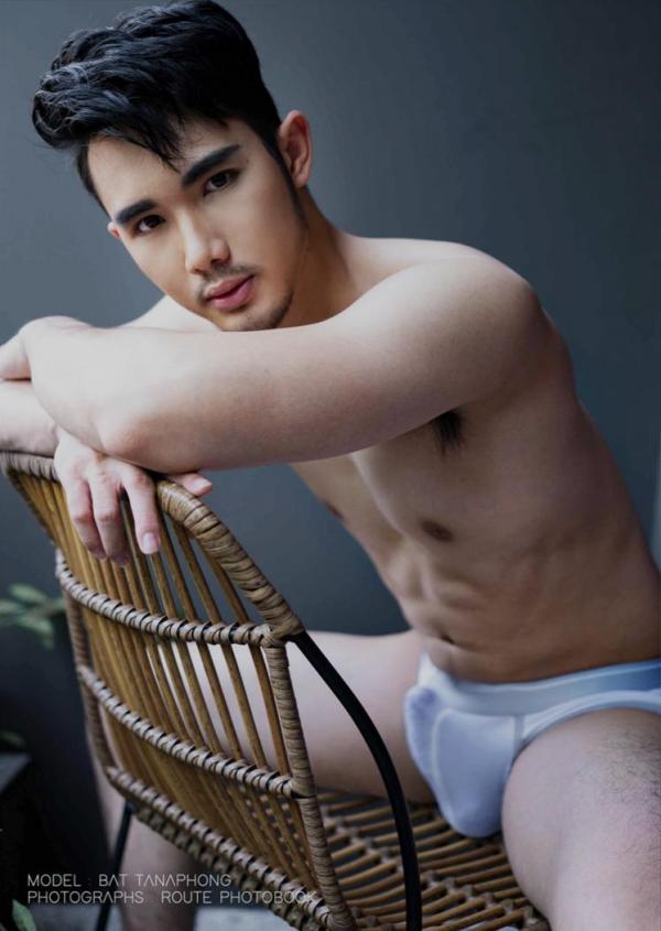 Route-Photobook-No.04-version-nude-Ebook