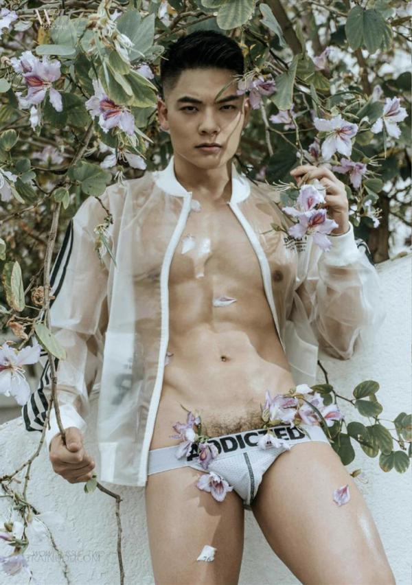 Wow-issue-2